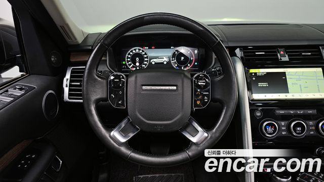 Land Rover Discovery 5 3.0 SD6 HSE Luxury 2019 — фото 12