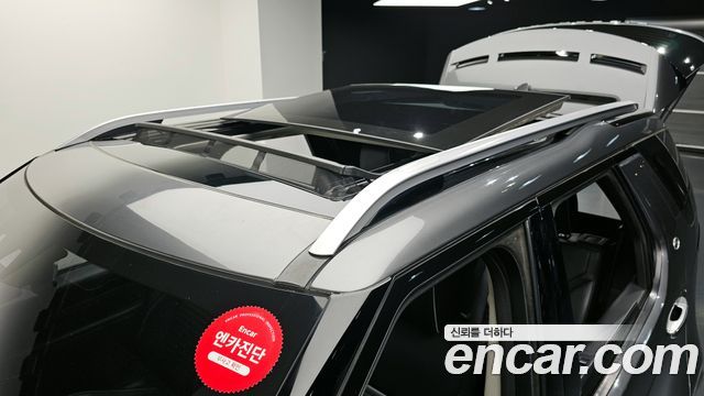 Land Rover Discovery 5 3.0 SD6 HSE Luxury 2019 — фото 16