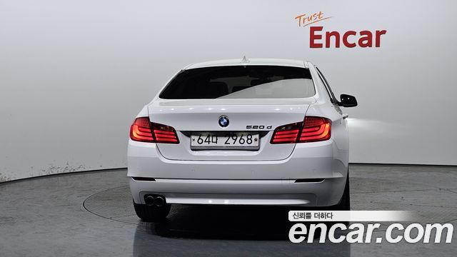 BMW 5 Series (F10) 520d 2011 — фото 4