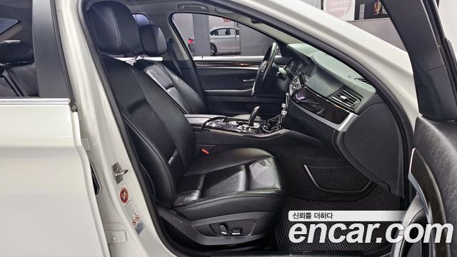 BMW 5 Series (F10) 520d 2011 — фото 10