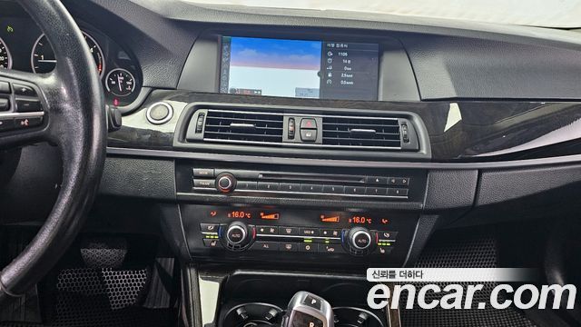 BMW 5 Series (F10) 520d 2011 — фото 14