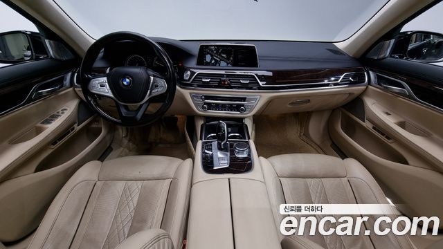 BMW 7 Series (G11) 750Li xDrive Luxury 2016 — фото 7