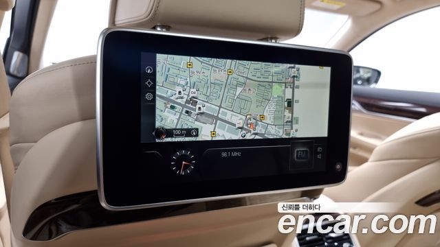 BMW 7 Series (G11) 750Li xDrive Luxury 2016 — фото 17