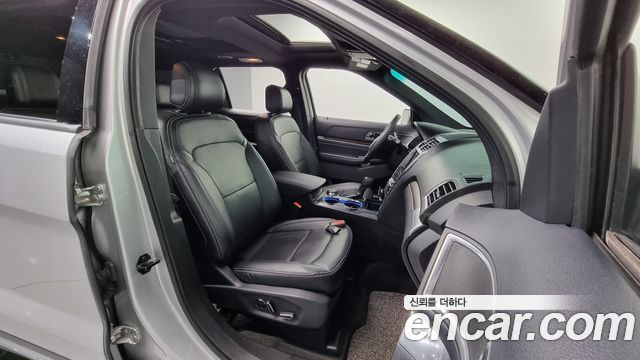 Ford Explorer 2.3 Limited 4WD 5th 2016 — фото 10