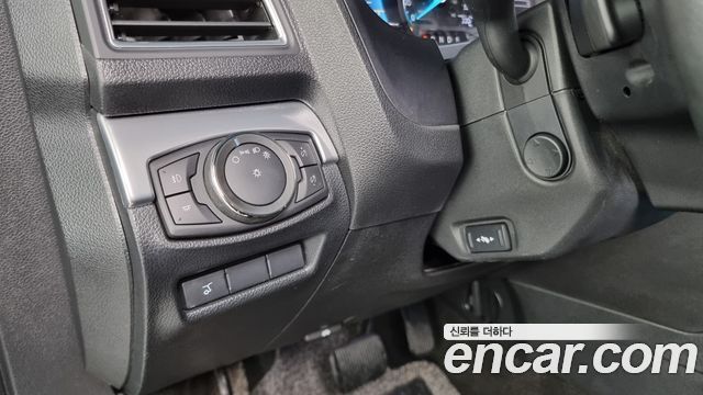 Ford Explorer 2.3 Limited 4WD 5th 2016 — фото 13
