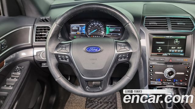 Ford Explorer 2.3 Limited 4WD 5th 2016 — фото 14