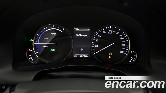 Lexus ES300h Executive XV60 2018 — фото 8