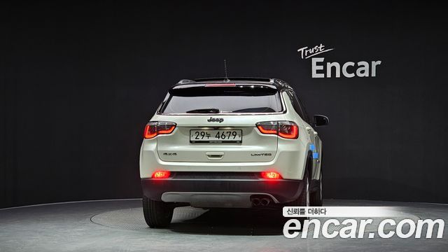 Jeep Compass (II) 2.4 Limitied AWD 2019 — фото 4