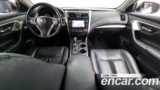 Nissan Altima 2.5 L33 2016 — фото 7