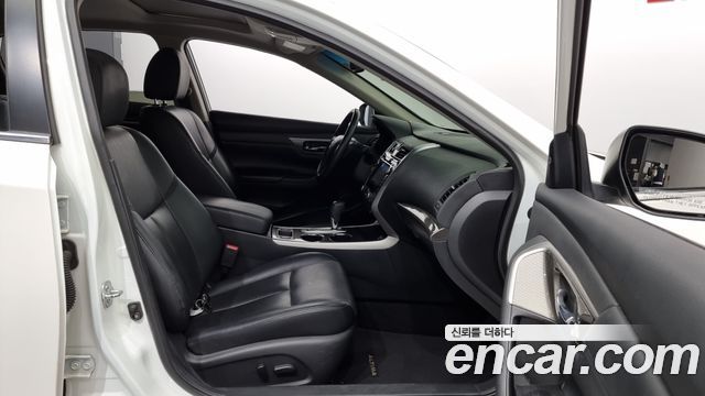 Nissan Altima 2.5 L33 2016 — фото 11