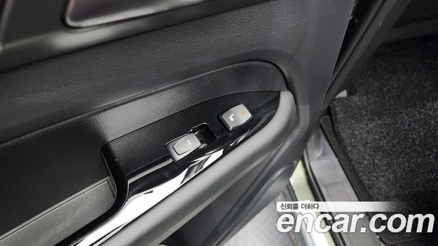 KG Mobility (SsangYong) Rexton Sports Khan Diesel 2.2 2WD Culman Prestige 2024 — фото 18