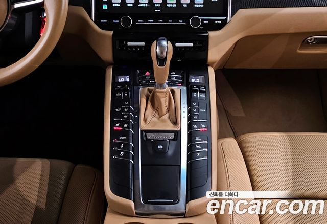 Porsche Macan 3.0 S Diesel 95B 2017 — фото 9