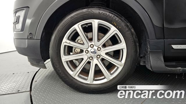 Ford Explorer 3.5 Limited 4WD 5th 2016 — фото 5