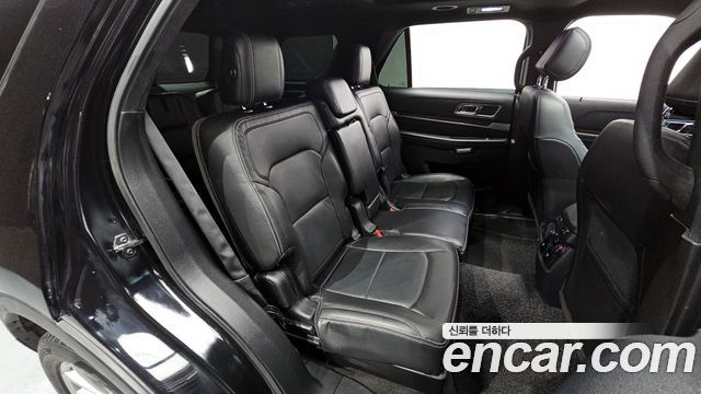 Ford Explorer 3.5 Limited 4WD 5th 2016 — фото 11