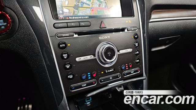 Ford Explorer 3.5 Limited 4WD 5th 2016 — фото 16