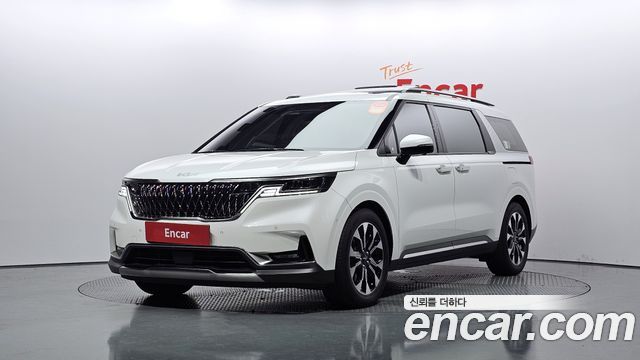 Kia Carnival (IV) Gasoline 7-Seater Signature 2023 — фото 1