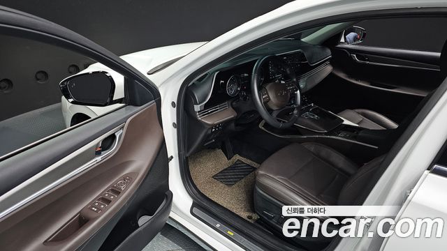 Hyundai Grandeur (IG) 2.5 Premium 2021 — фото 15
