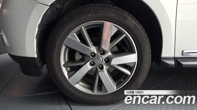 Nissan Pathfinder (IV) 3.5 4WD 2014 — фото 5