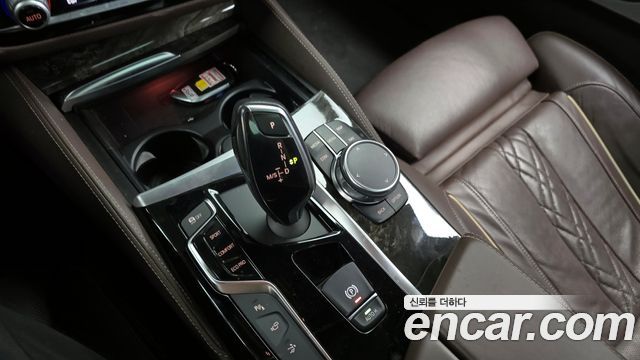 BMW 6 Series GT (G32) 640i xDrive M Sport 2018 — фото 9