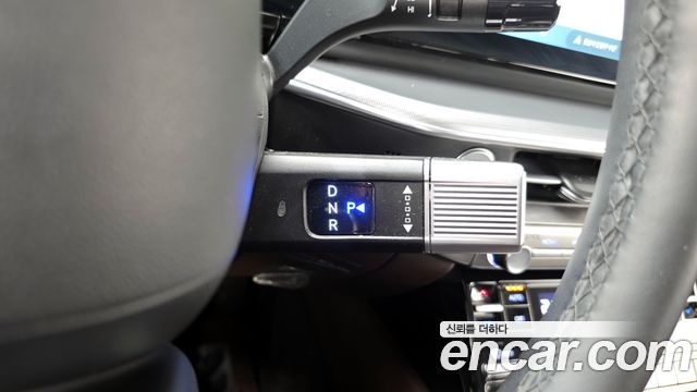 Hyundai Grandeur (GN7) 2,5 Gasoline 2WD Exclusive 2023 — фото 9