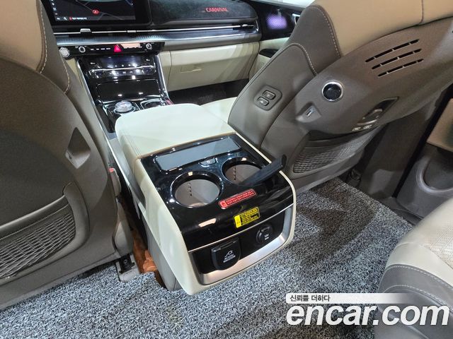 Kia Carnival (IV) Gasoline 9-Seater Hi-Limousine Signature 2023 — фото 23