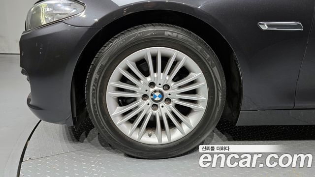BMW 5 Series (F10) 520d 2015 — фото 5