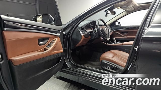 BMW 5 Series (F10) 520d 2015 — фото 10