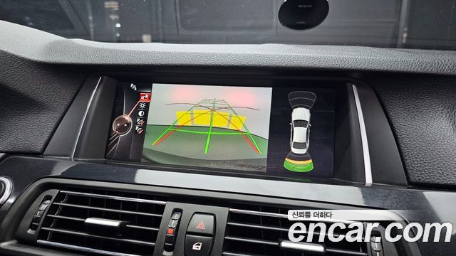 BMW 5 Series (F10) 520d 2015 — фото 16