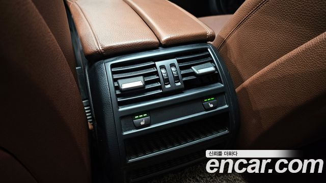 BMW 5 Series (F10) 520d 2015 — фото 18