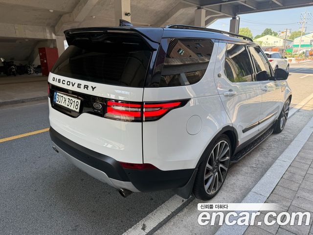 Land Rover Discovery 5 2.0 SD4 HSE 2017 — фото 4