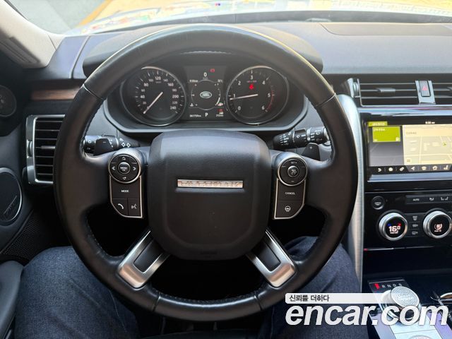 Land Rover Discovery 5 2.0 SD4 HSE 2017 — фото 18