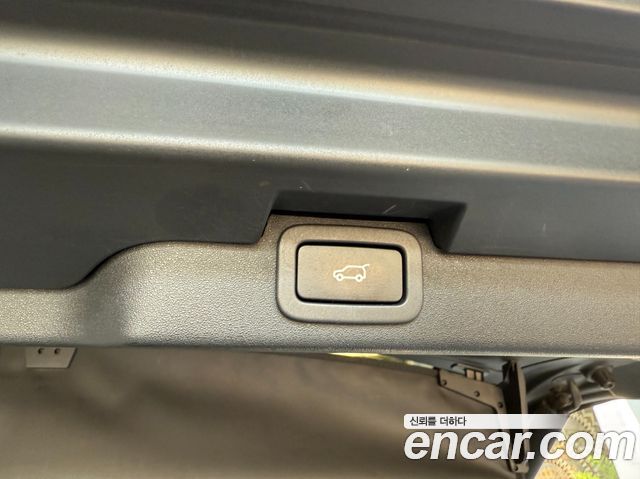 Land Rover Discovery 5 2.0 SD4 HSE 2017 — фото 24
