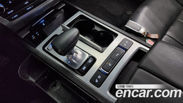 Genesis G80 3.3 GDI Luxury 2017 — фото 9