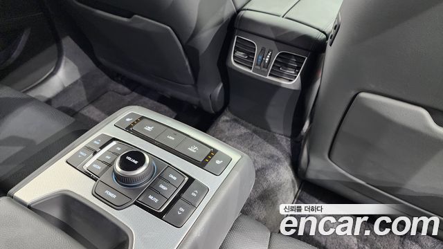 Genesis G80 3.3 GDI Luxury 2017 — фото 19