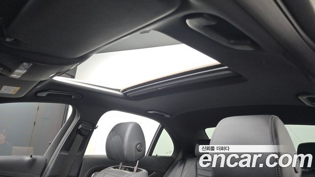 Mercedes-Benz E-Class (W213) E220d 4MATIC AMG Line 2021 — фото 19