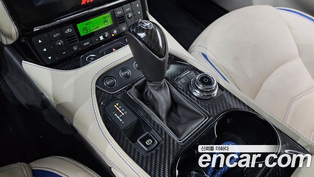 Maserati Gran Turismo 4.7 Sport 1st 2018 — фото 9