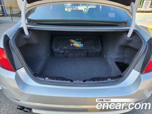 BMW 5 Series (F10) 528i 2013 — фото 5