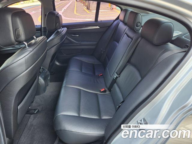 BMW 5 Series (F10) 528i 2013 — фото 6