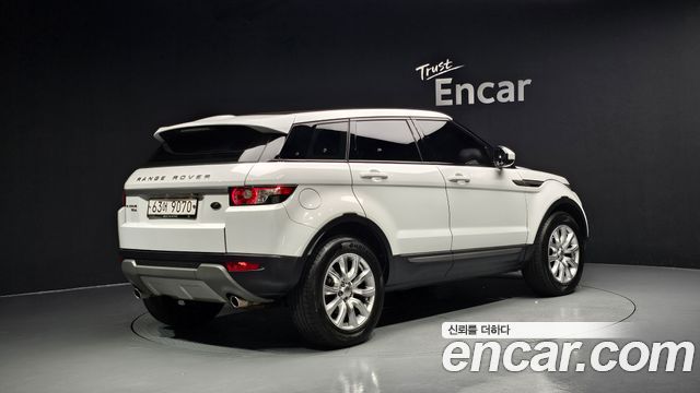 Land Rover Range Rover Evoque 2.2 SD4 Pure 2015 — фото 2