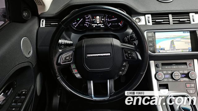 Land Rover Range Rover Evoque 2.2 SD4 Pure 2015 — фото 18