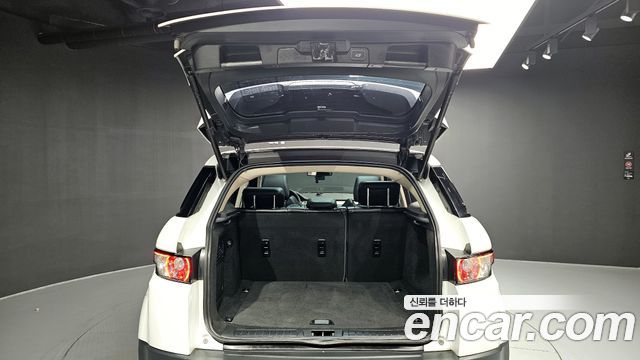 Land Rover Range Rover Evoque 2.2 SD4 Pure 2015 — фото 24