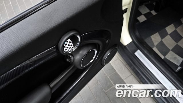 MINI Cooper S Standard Second Generation 2013 — фото 18