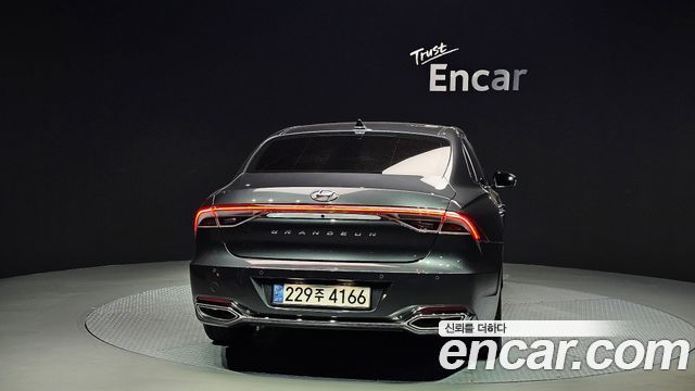 Hyundai Grandeur (IG) 2.5 Le Blanc 2023 — фото 4