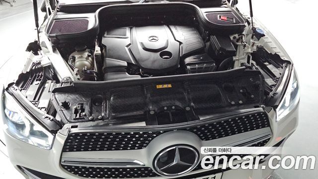 Mercedes-Benz GLE-Class (W167) GLE400d 4MATIC Coupe 2023 — фото 6