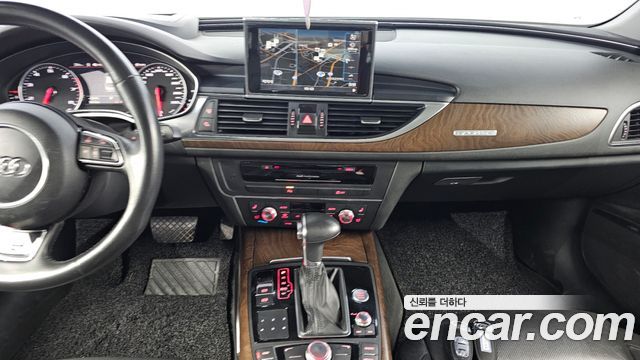 Audi A6 3.0 TFSI Quattro Dynamic C7 2012 — фото 14