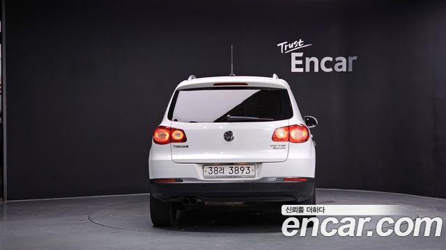 Volkswagen Tiguan 2.0 TDI 5N 2011 — фото 4