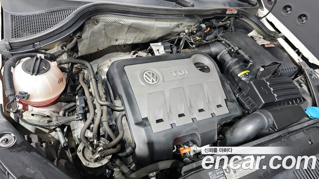 Volkswagen Tiguan 2.0 TDI 5N 2011 — фото 6