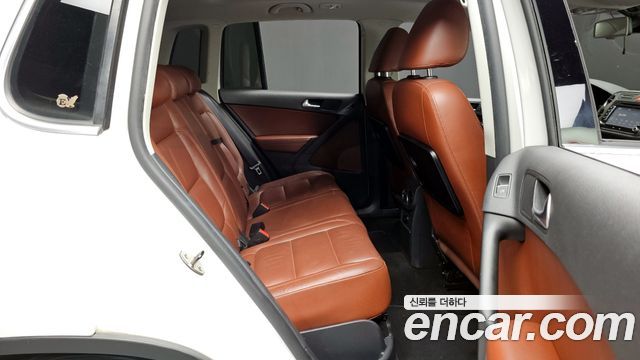 Volkswagen Tiguan 2.0 TDI 5N 2011 — фото 12