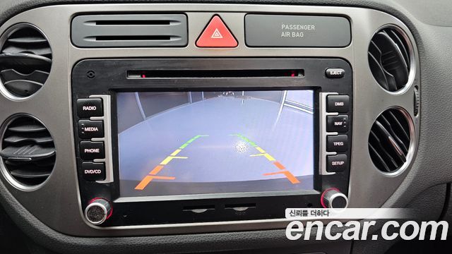 Volkswagen Tiguan 2.0 TDI 5N 2011 — фото 15
