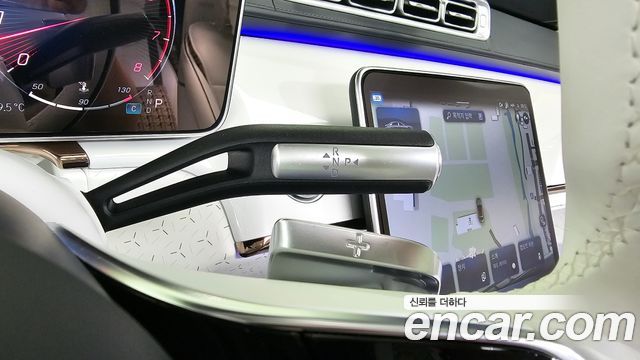 Mercedes-Benz S-Class (W223) Maybach S680 4MATIC Haute Vouture Edition 2023 — фото 9